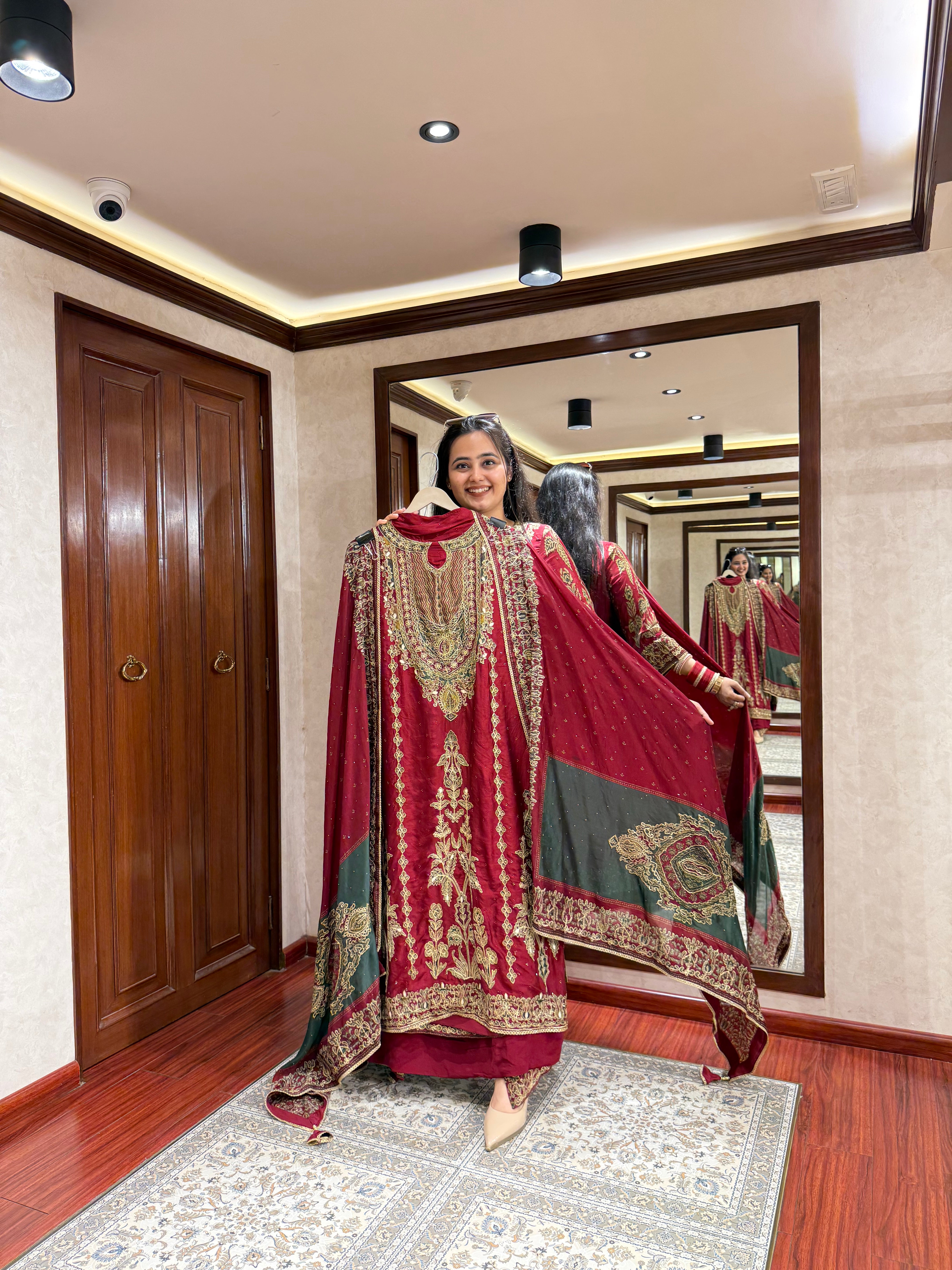 Viral Red Suit On Soft Organza Crape(Unstitched)